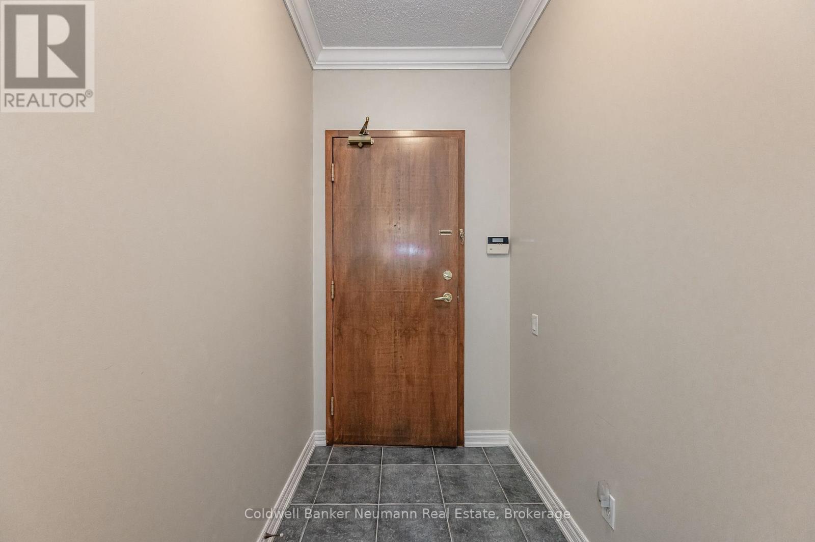 409 - 60 Old Mill Road, Oakville (Oo Old Oakville), ON - Indoor Photo Showing Other Room