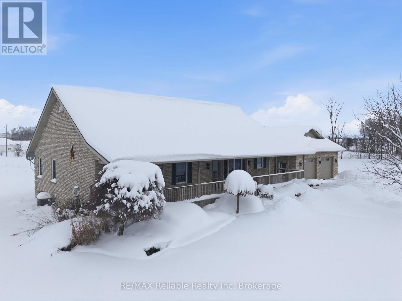 61 Wilson Street, Huron East (Seaforth), ON - Outdoor