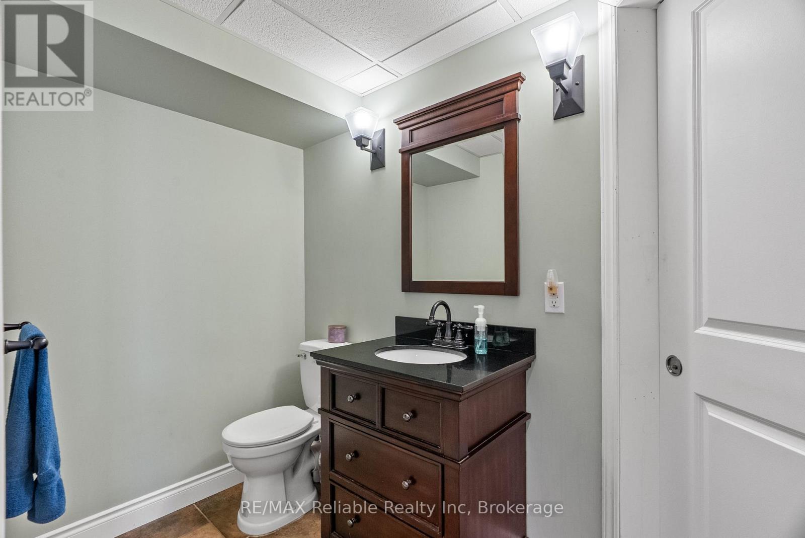 61 Wilson Street, Huron East (Seaforth), ON - Indoor Photo Showing Bathroom
