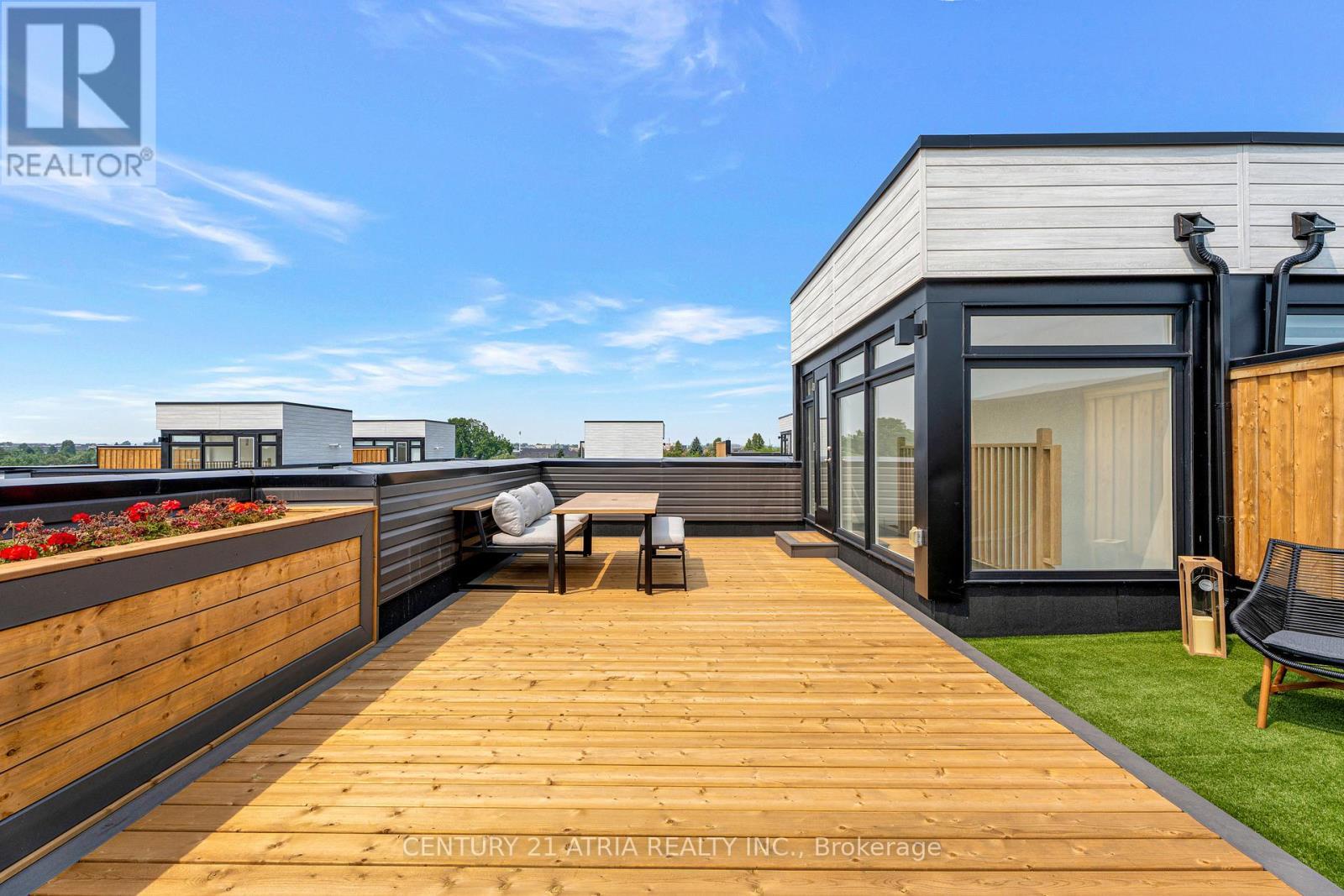 3 - 188 Angus Drive, Ajax, ON - Outdoor