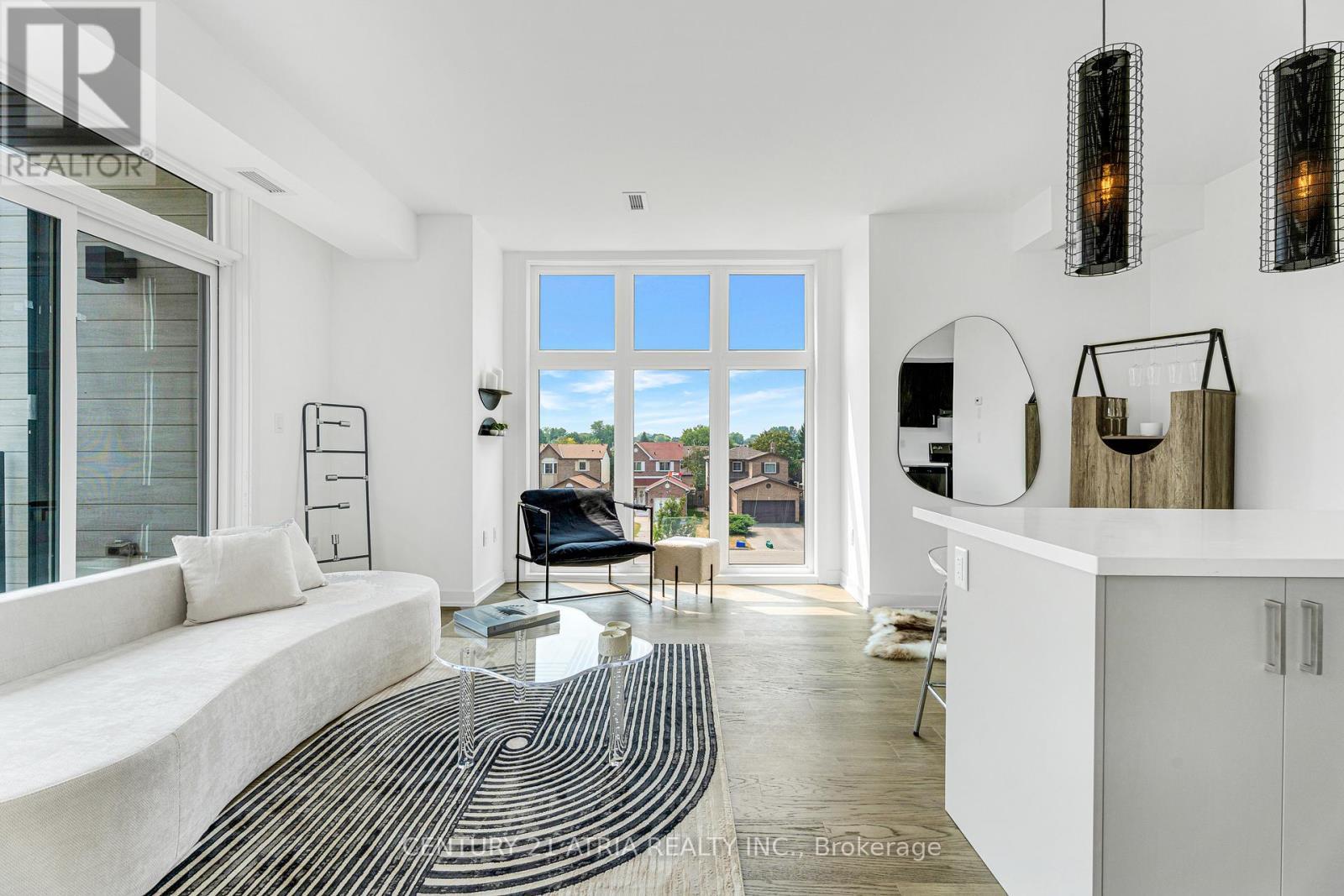 3 - 188 Angus Drive, Ajax, ON - Indoor