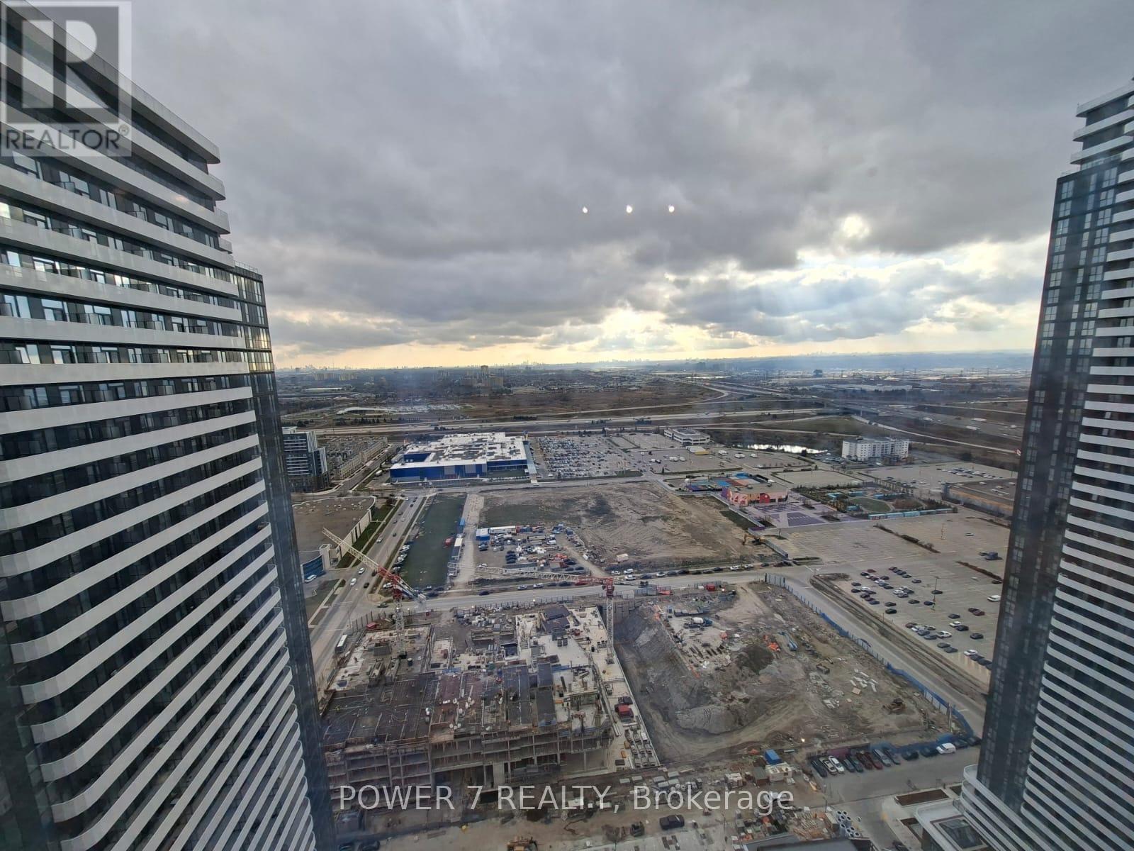 4012 - 8 Interchange Way, Vaughan, ON - Outdoor With View