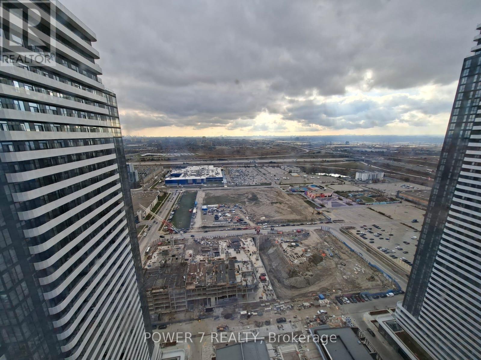 4012 - 8 Interchange Way, Vaughan, ON - Outdoor With View