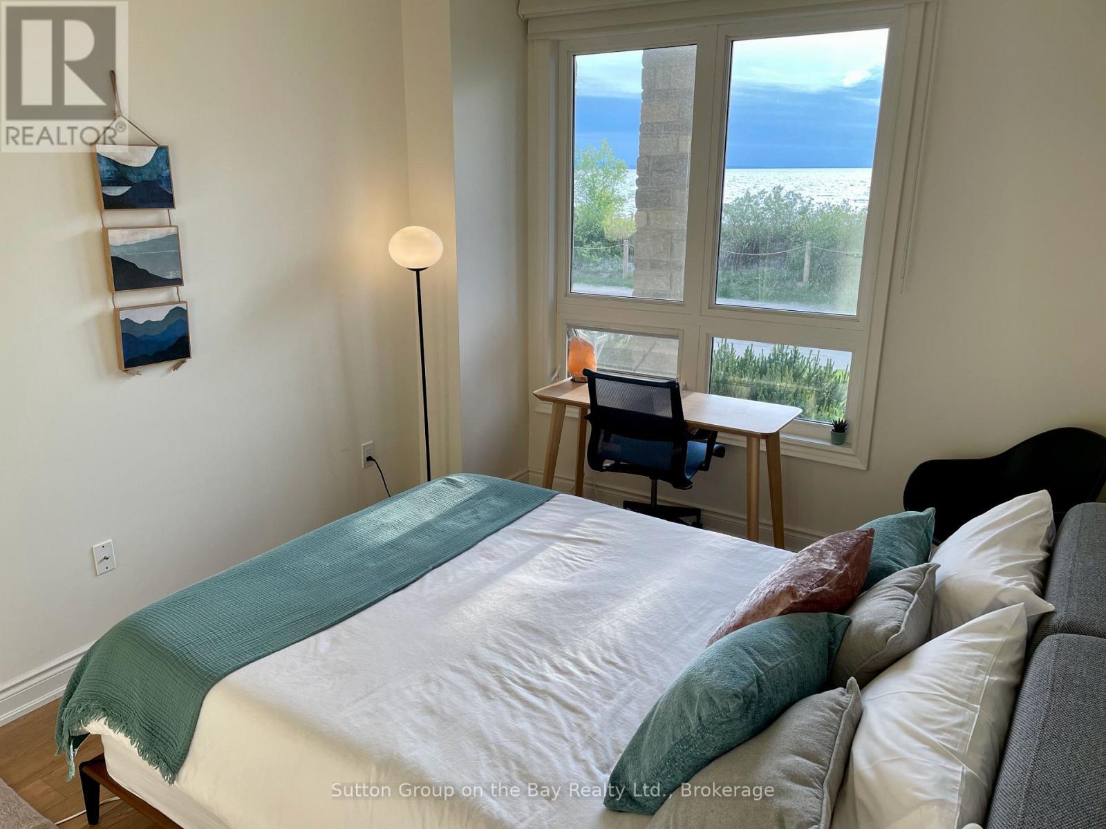 110 - 764 River Road E, Wasaga Beach, ON - Indoor Photo Showing Bedroom