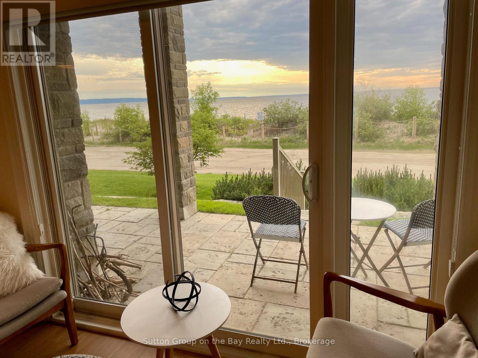 110 - 764 River Road E, Wasaga Beach, ON - Indoor