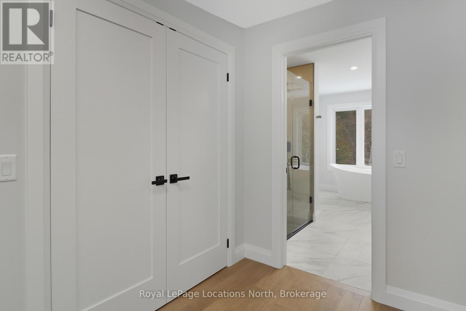 118 Valerie Crescent, Wasaga Beach, ON - Indoor Photo Showing Other Room