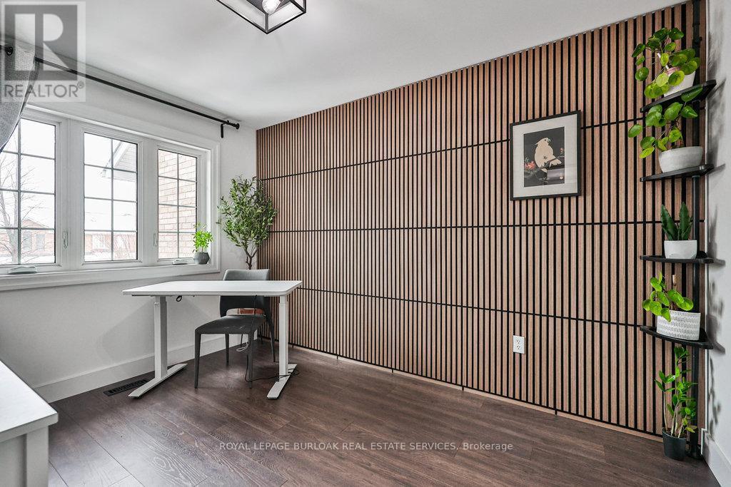 4429 Vallence Drive, Burlington, ON - Indoor