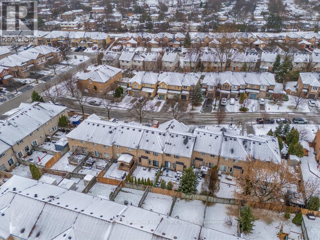 4429 Vallence Drive, Burlington, ON - Outdoor With View