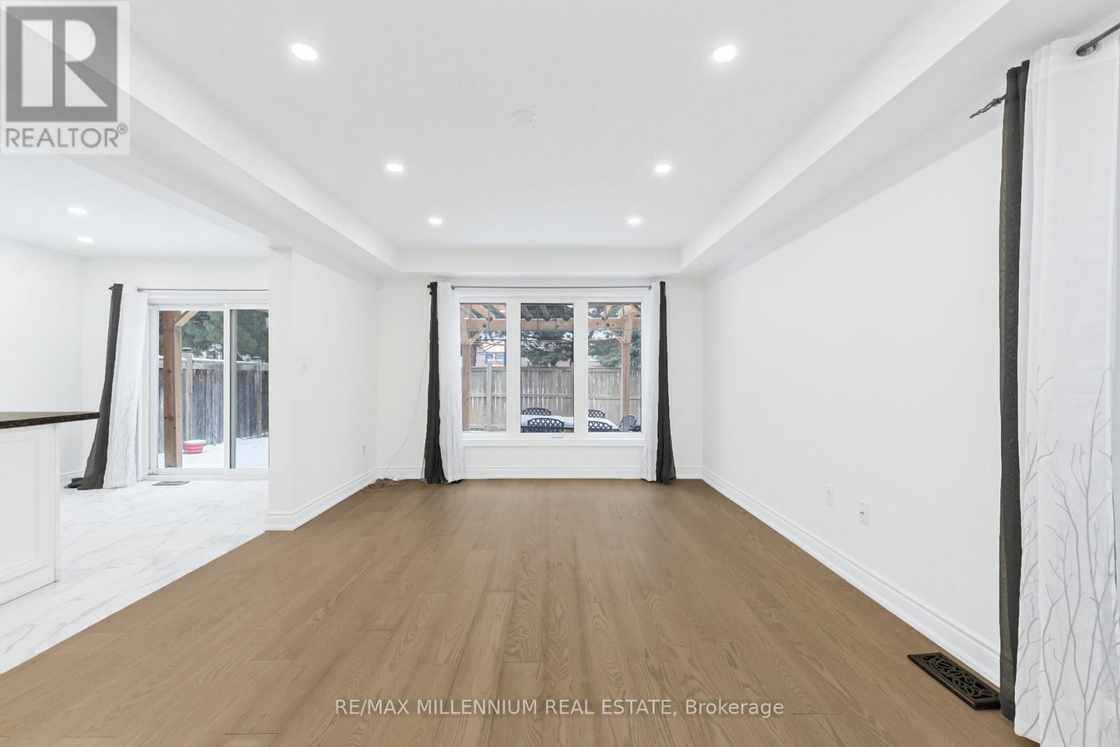 5 Haverty Trail, Brampton, ON - Indoor