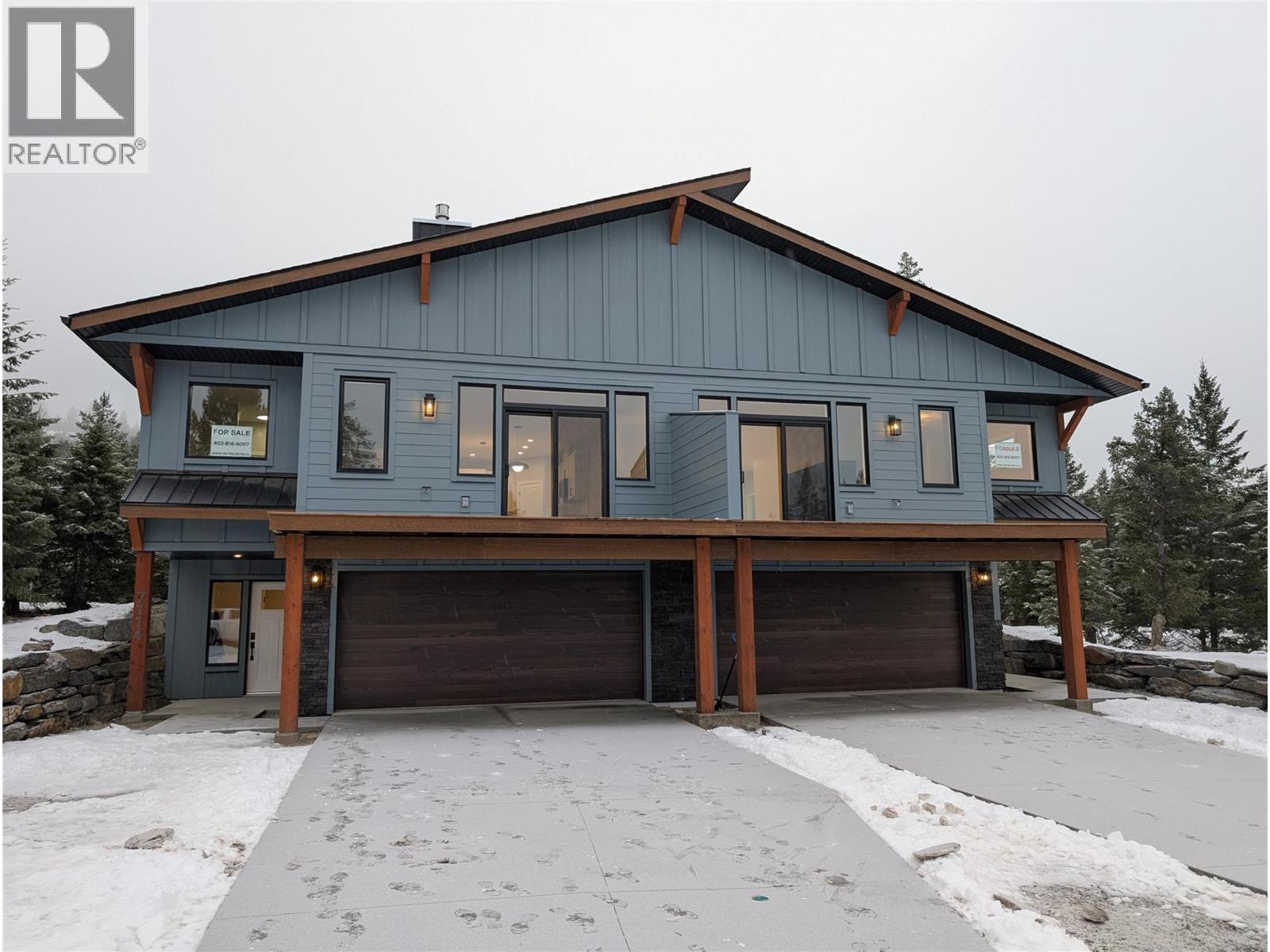 7114 Morgan Lane, Radium Hot Springs, BC - Outdoor With Facade