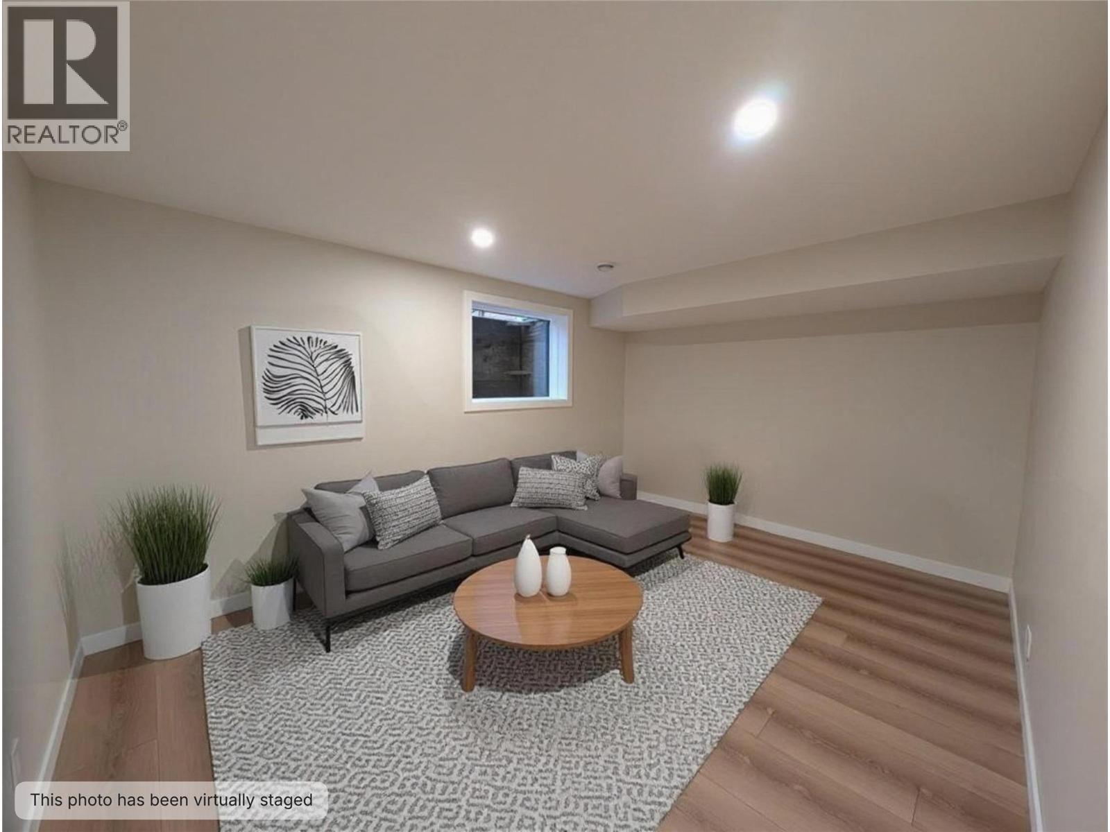 7114 Morgan Lane, Radium Hot Springs, BC - Indoor