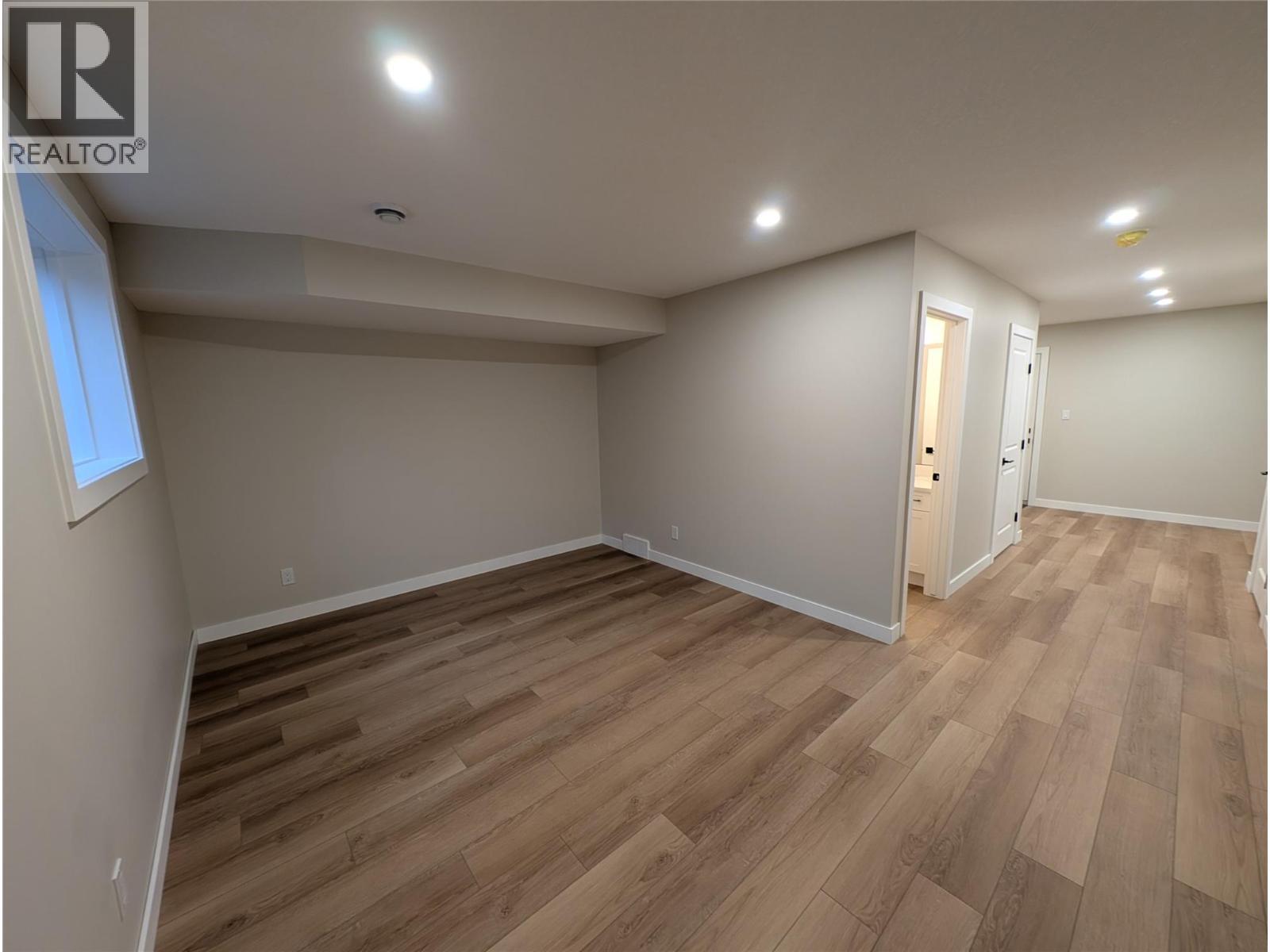 7114 Morgan Lane, Radium Hot Springs, BC - Indoor