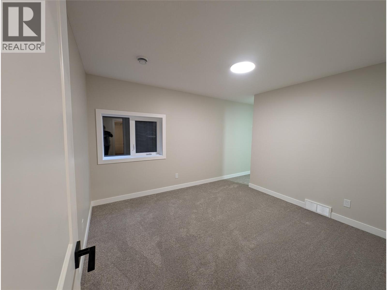 7114 Morgan Lane, Radium Hot Springs, BC - Indoor