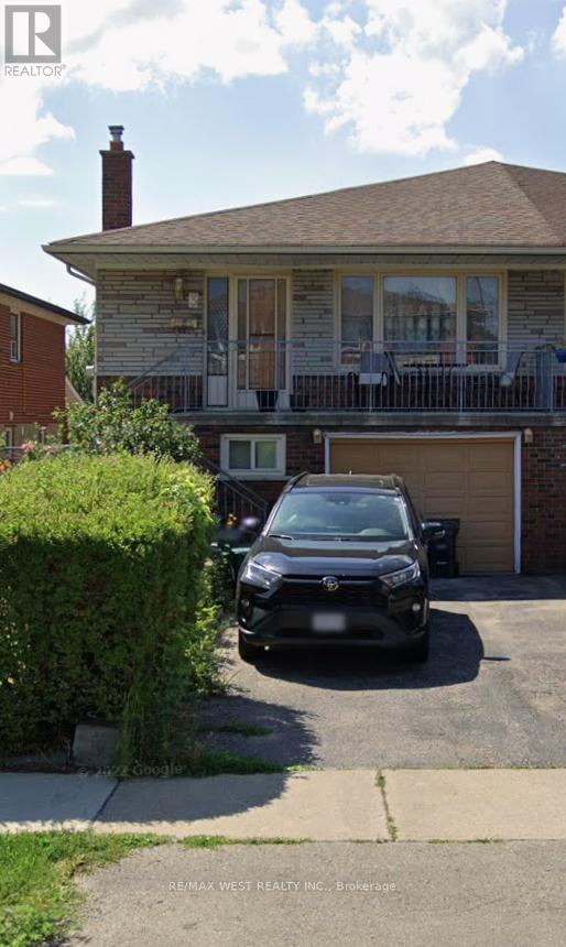 3 Lakeland Drive, Toronto, ON - Outdoor