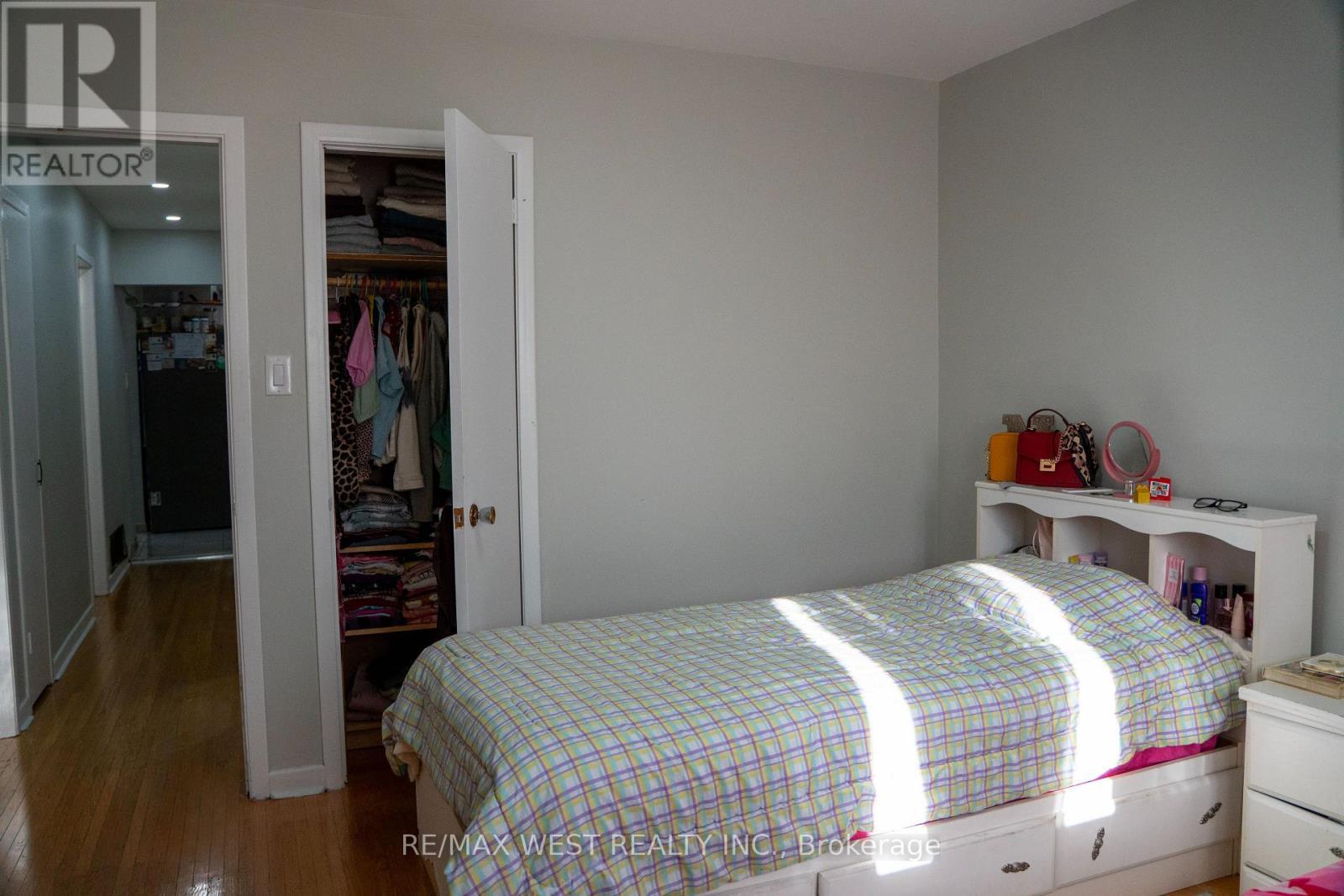 3 Lakeland Drive, Toronto, ON - Indoor Photo Showing Bedroom