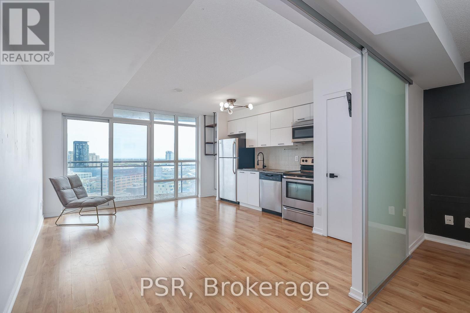 2002 - 38 Joe Shuster Way, Toronto, ON - Indoor Photo Showing Kitchen