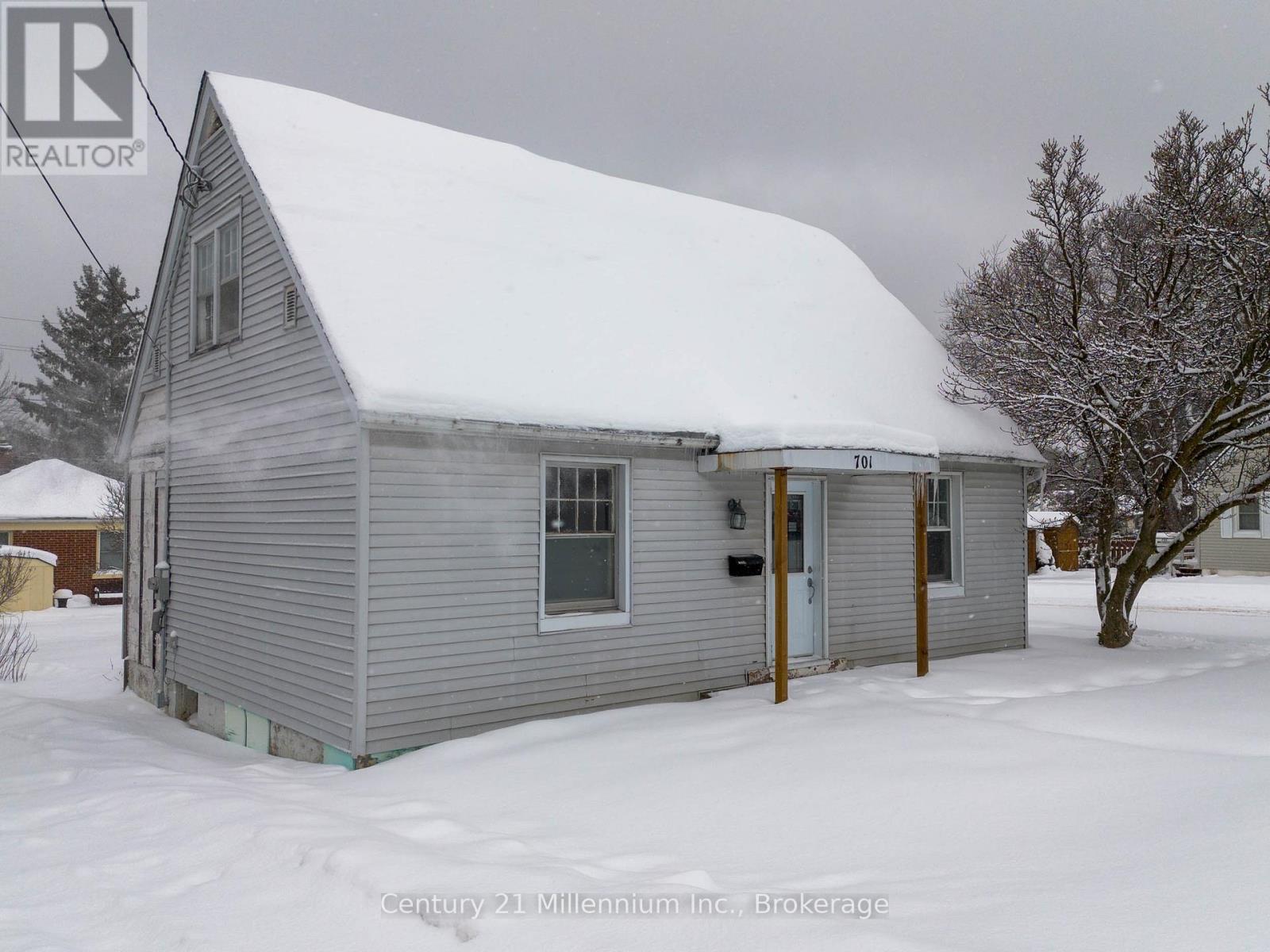 701 5Th Street E, Owen Sound, ON - Outdoor