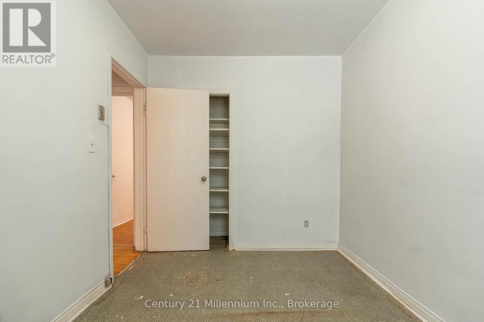 701 5Th Street E, Owen Sound, ON - Indoor Photo Showing Other Room