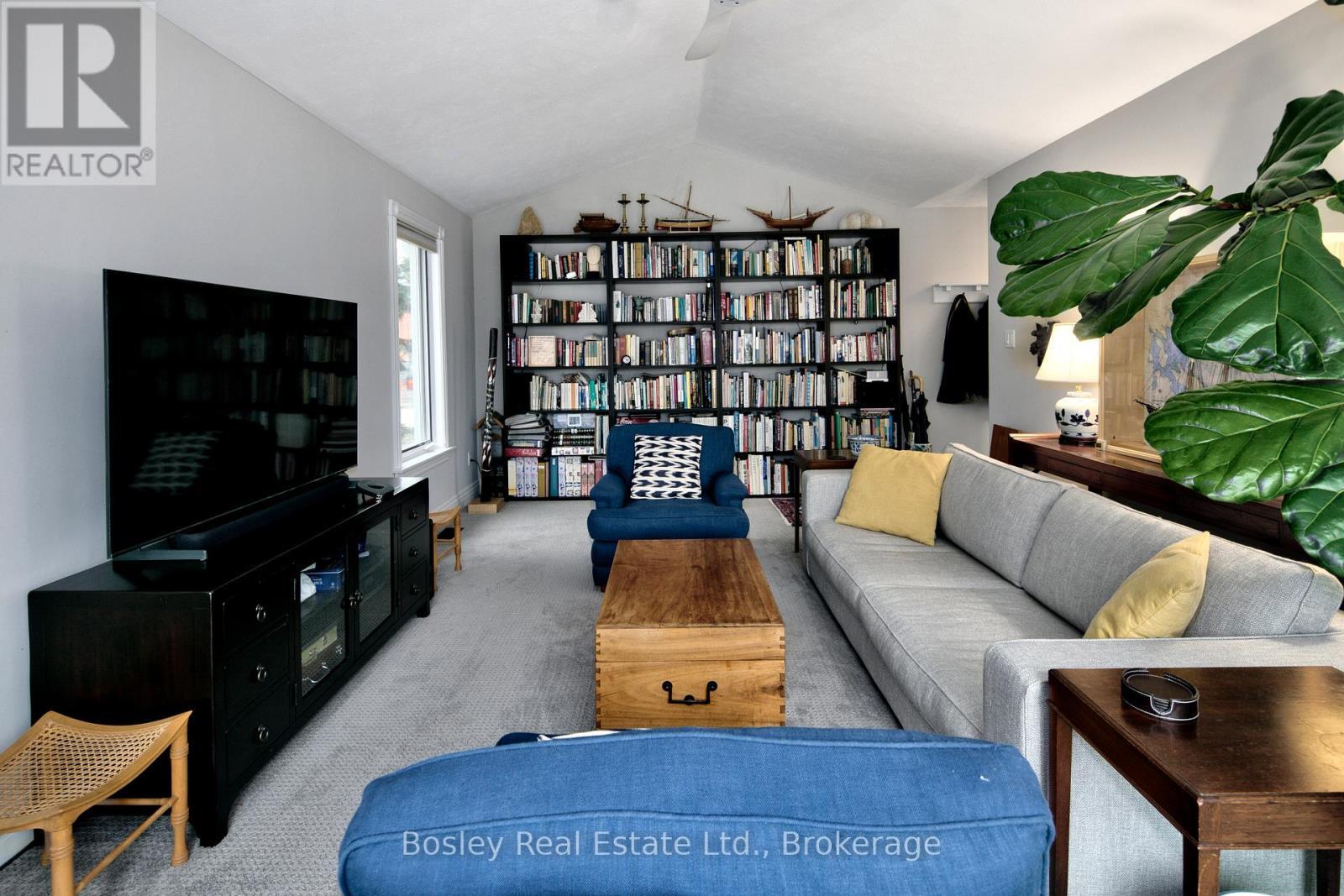 90 Collingwood Street, Meaford, ON