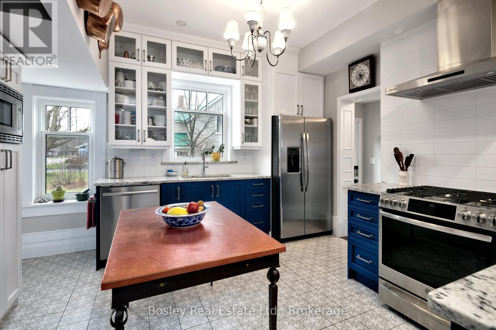 90 Collingwood Street, Meaford, ON