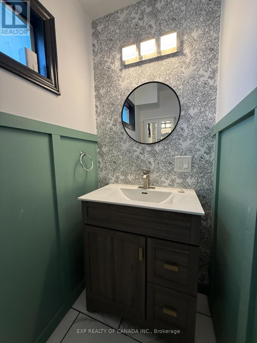 348 Maple Street S, Timmins (Ts - Se), ON - Indoor Photo Showing Bathroom