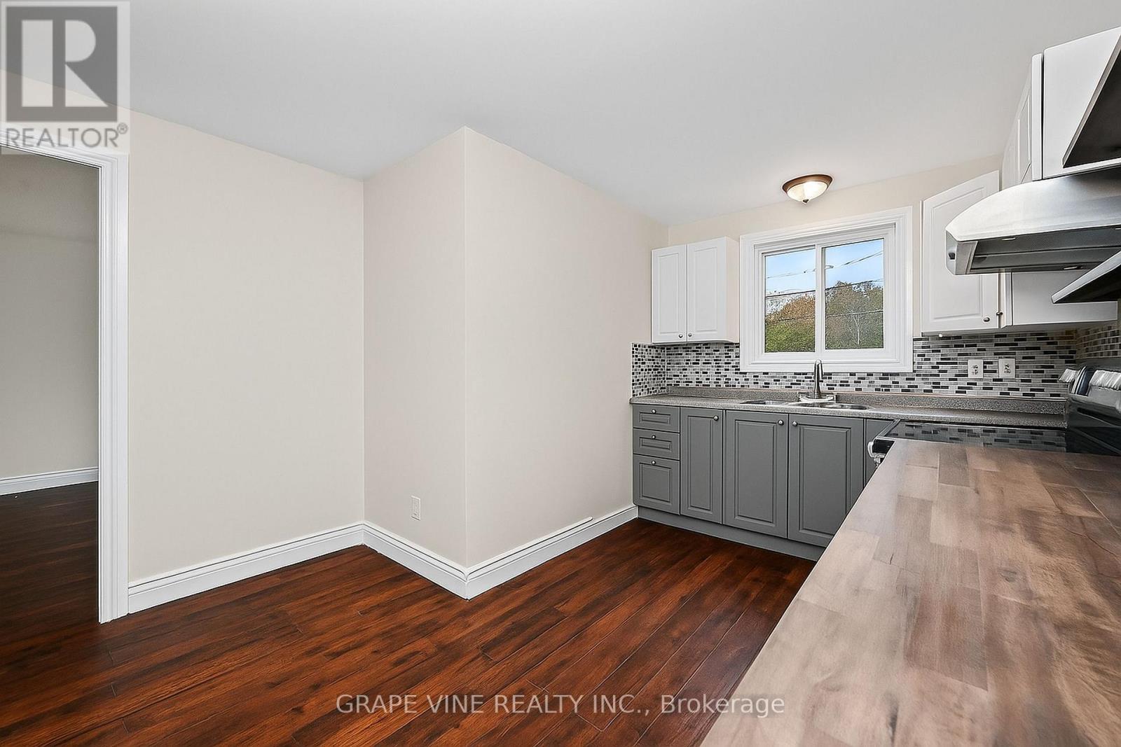 179 Victoria Street, Mississippi Mills, ON - Indoor Photo Showing Kitchen
