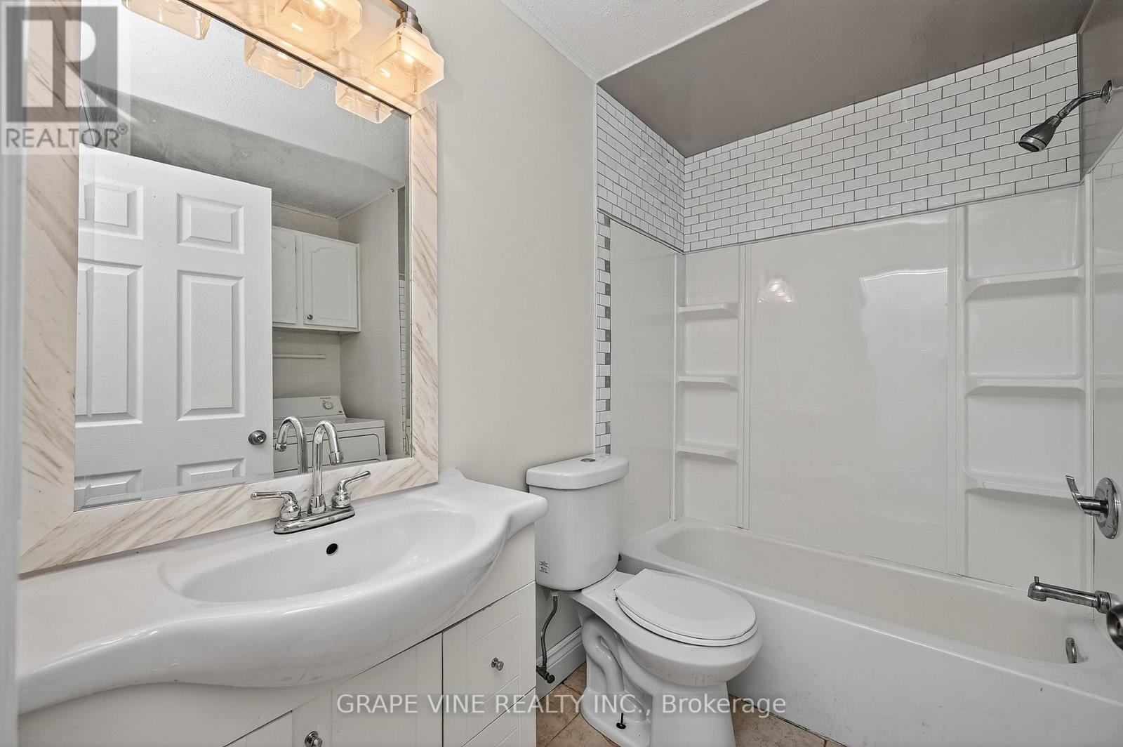 179 Victoria Street, Mississippi Mills, ON - Indoor Photo Showing Bathroom