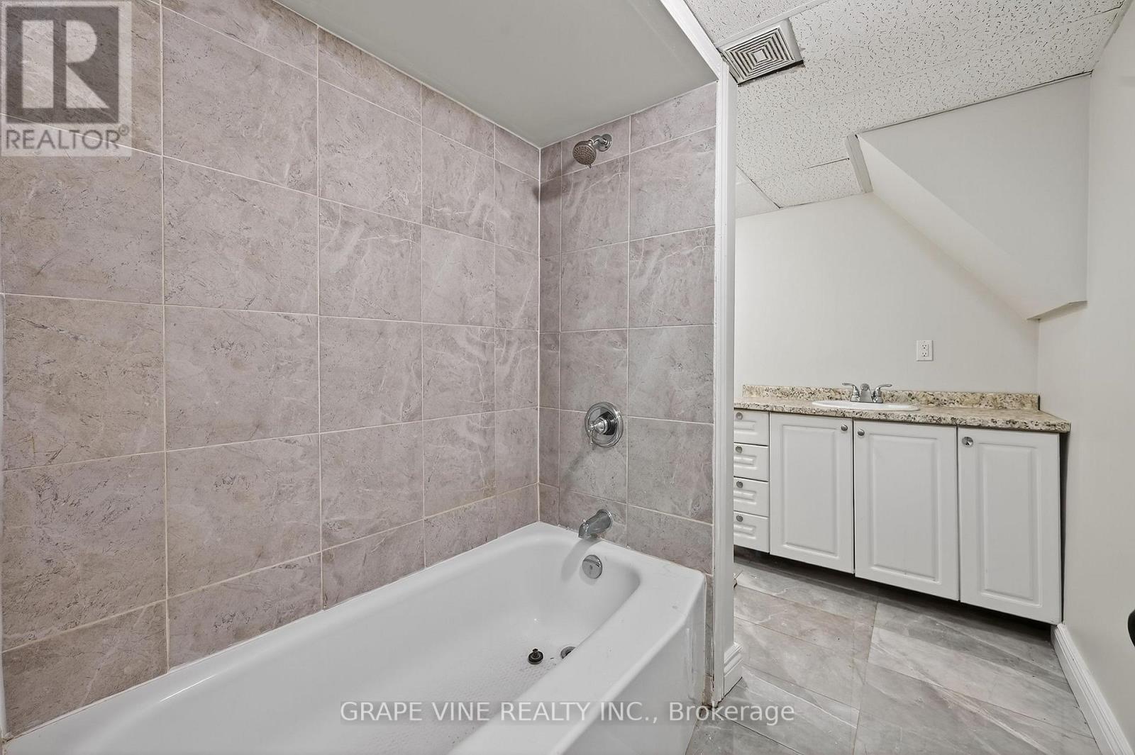 179 Victoria Street, Mississippi Mills, ON - Indoor Photo Showing Bathroom