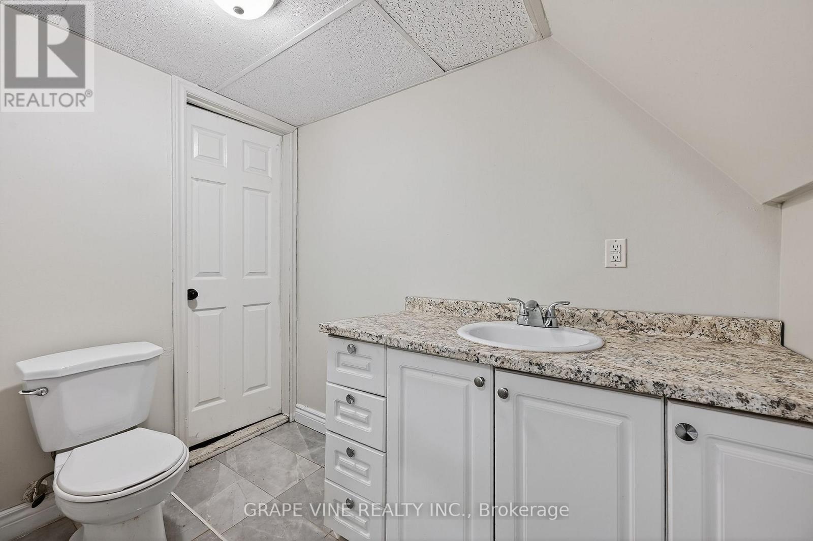 179 Victoria Street, Mississippi Mills, ON - Indoor Photo Showing Bathroom