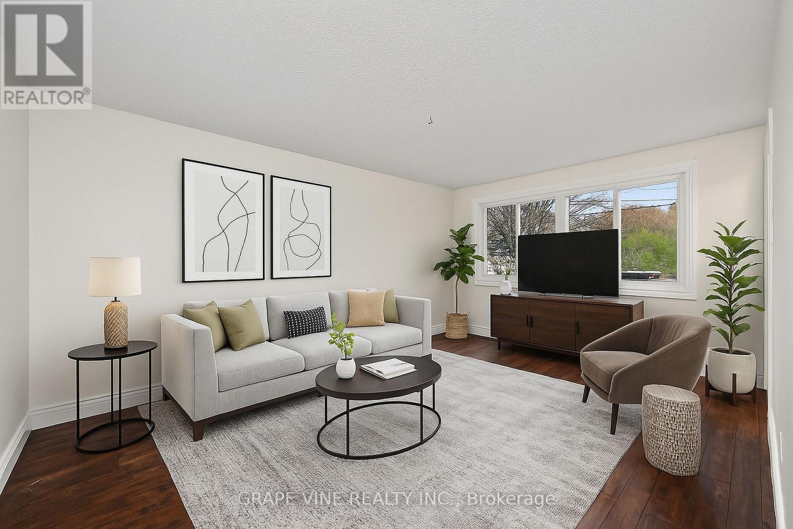 179 Victoria Street, Mississippi Mills, ON - Indoor Photo Showing Living Room