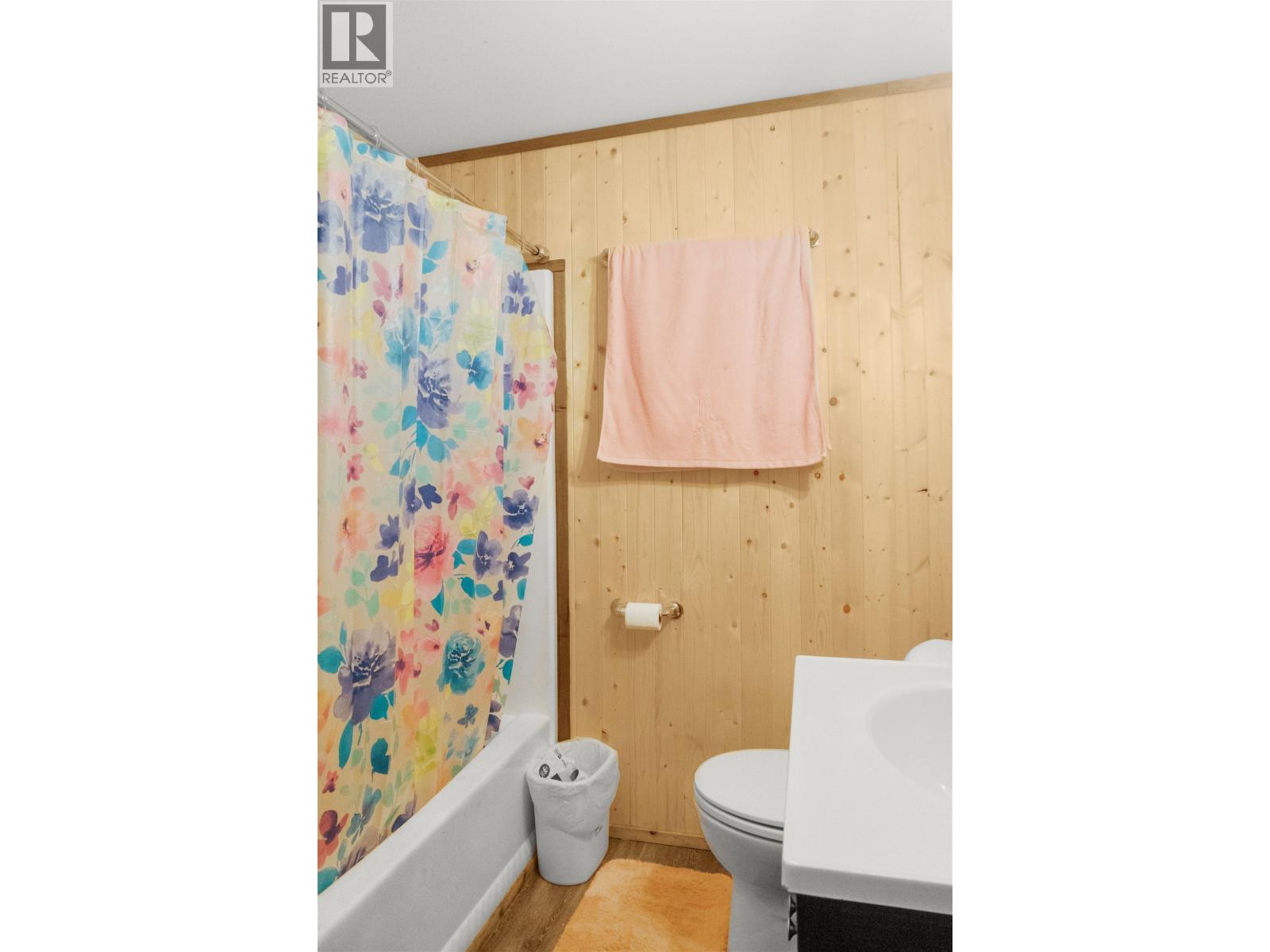 48 584 Columbia Avenue, Kitimat, BC - Indoor Photo Showing Bathroom