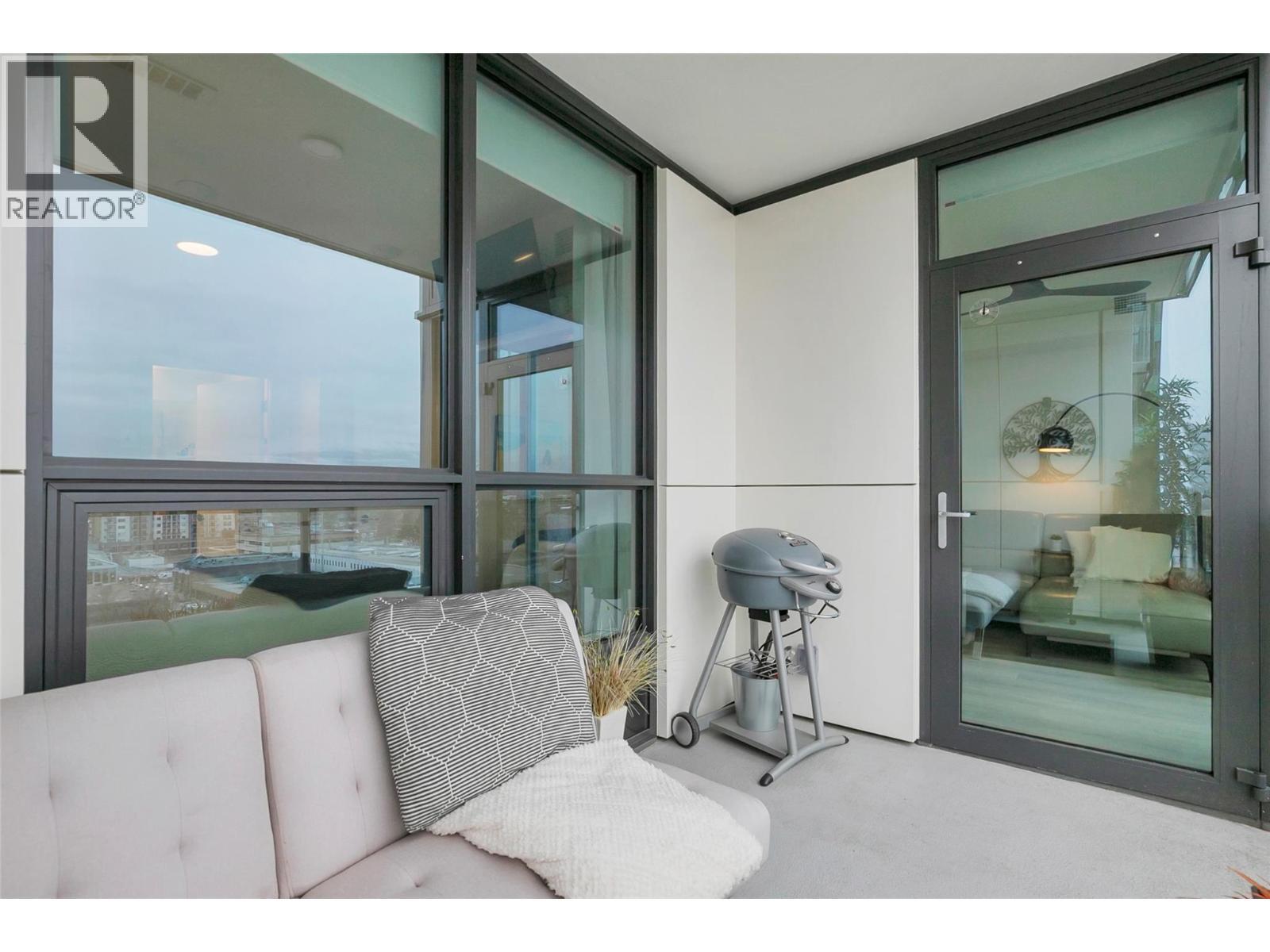 1488 Bertram Street Unit# 905, Kelowna, BC - With Exterior