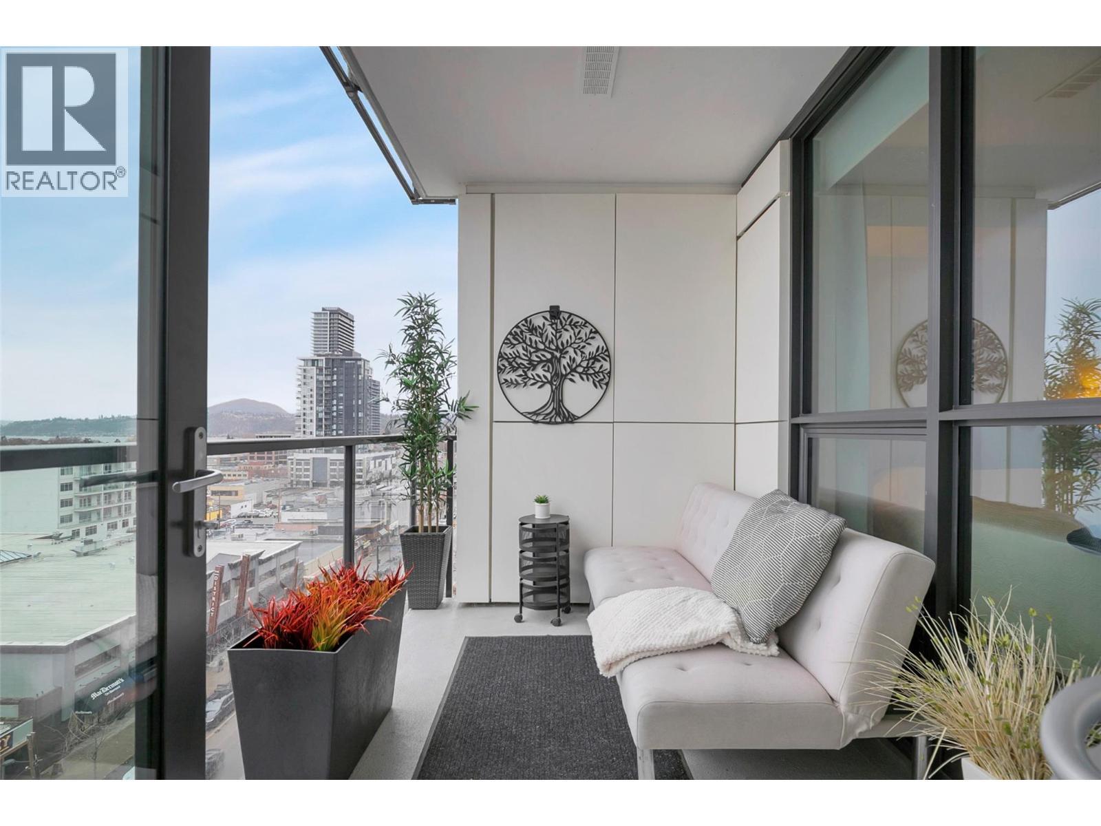 1488 Bertram Street Unit# 905, Kelowna, BC - With Exterior