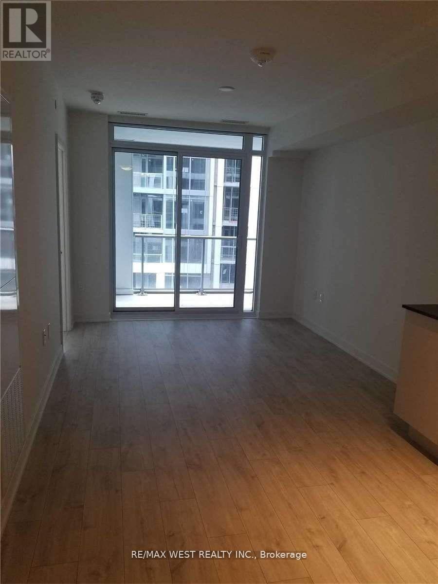 523 - 576 Front Street, Toronto, ON - Indoor Photo Showing Other Room