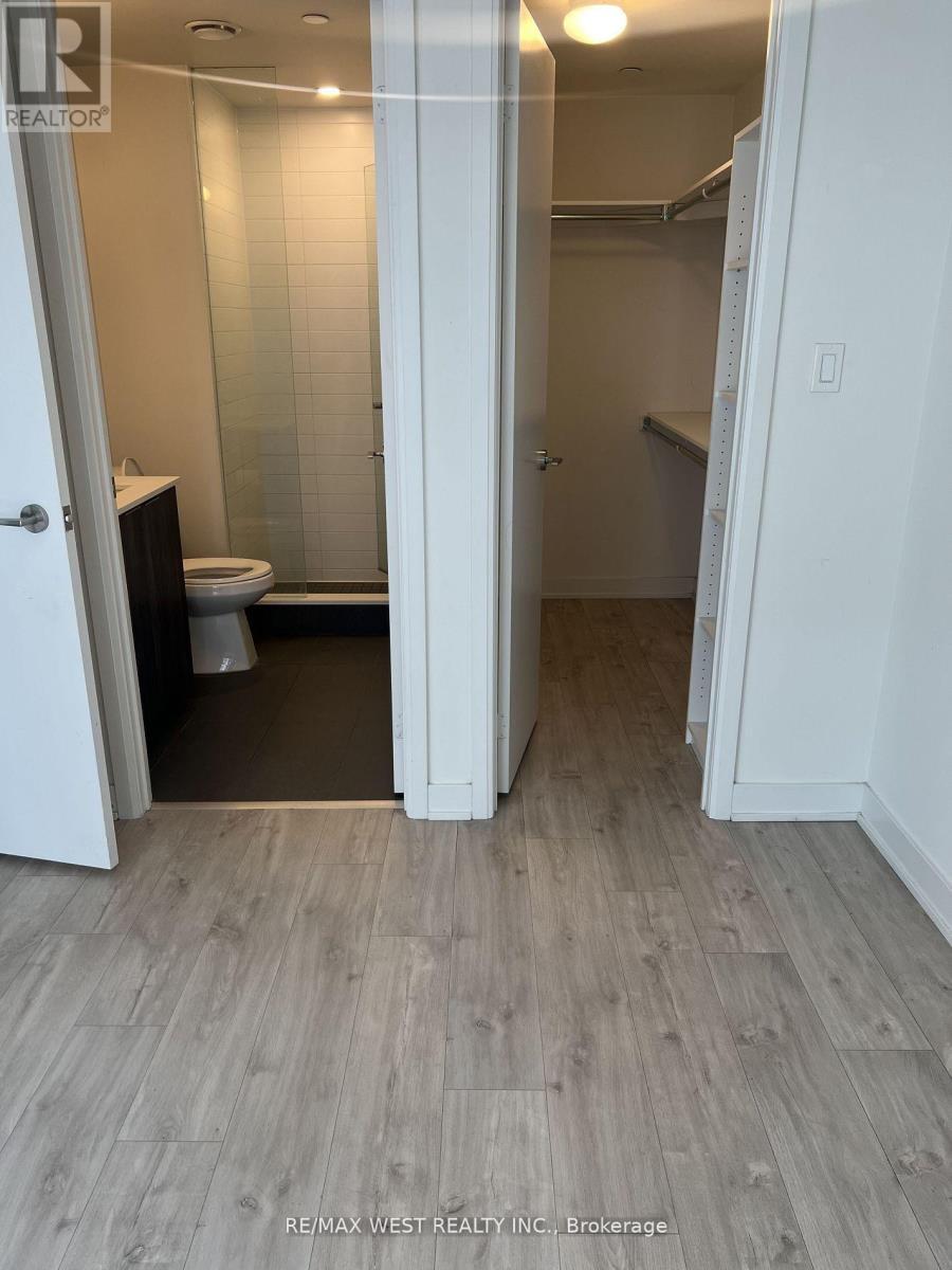 523 - 576 Front Street, Toronto, ON - Indoor Photo Showing Bathroom