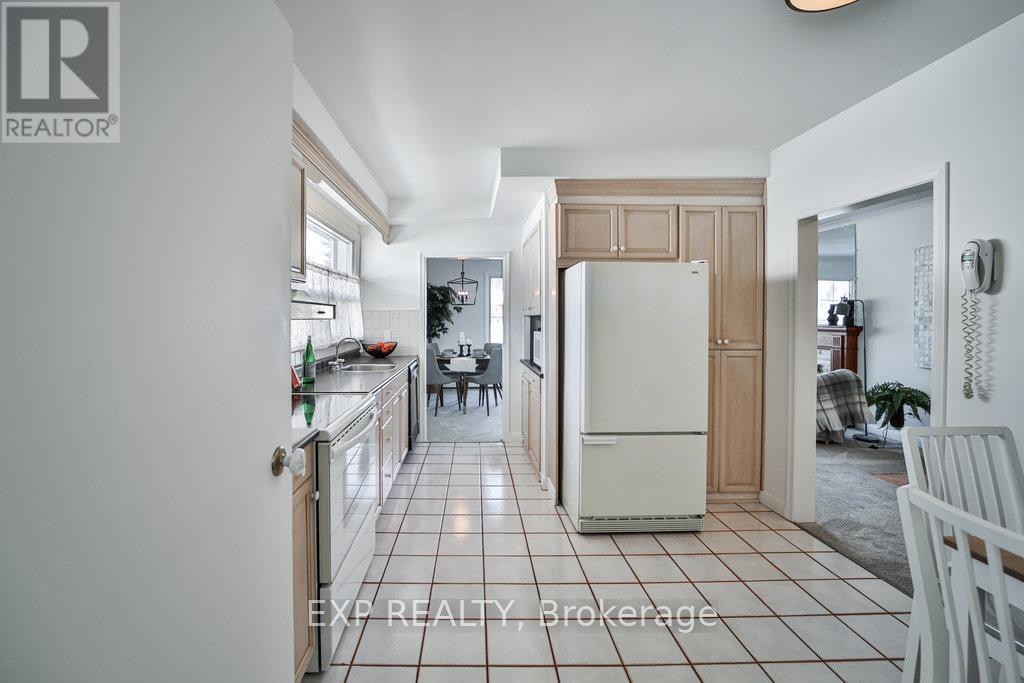 56 Gage Avenue, Toronto, ON - Indoor