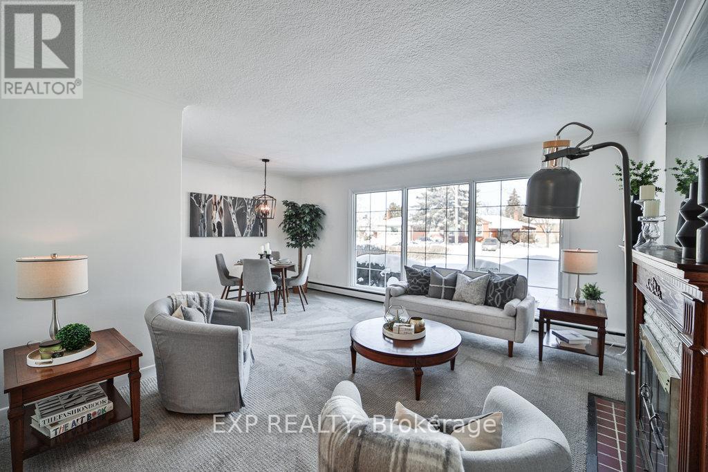 56 Gage Avenue, Toronto, ON - Indoor Photo Showing Living Room