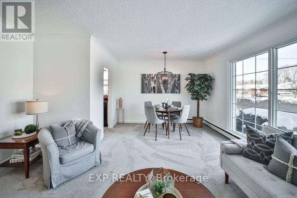 56 Gage Avenue, Toronto, ON - Indoor Photo Showing Living Room