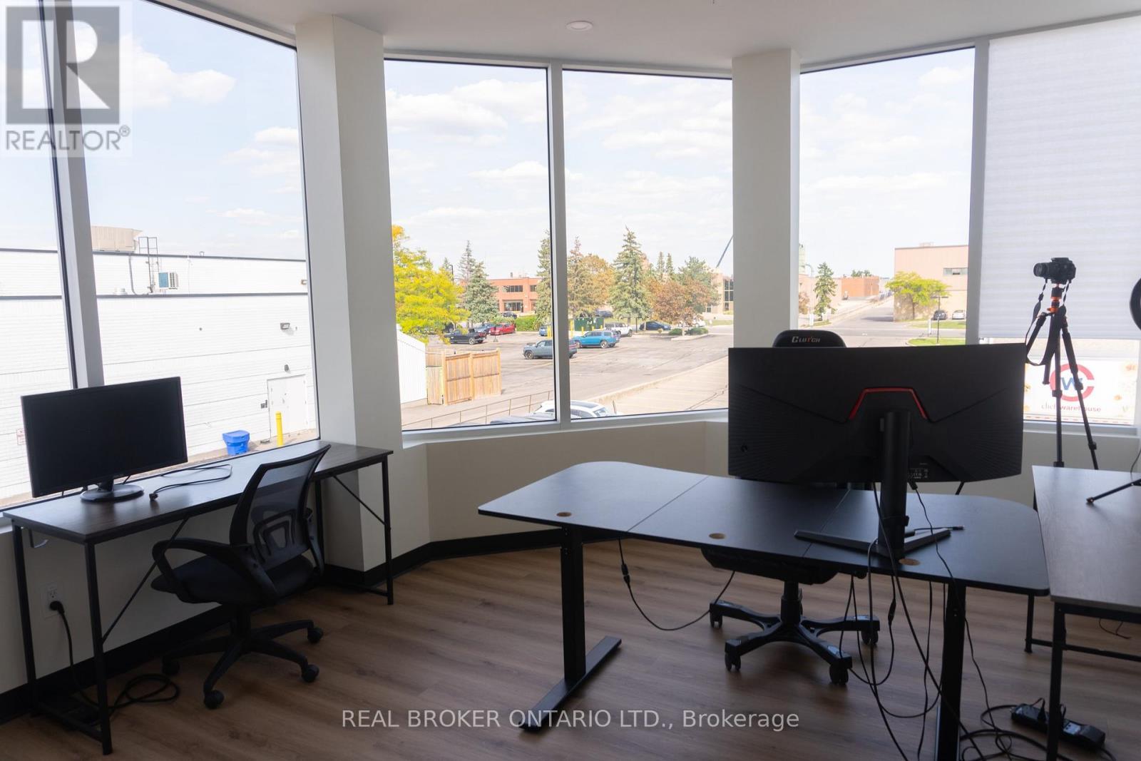 B201 - 28 Roytec Road, Vaughan, ON