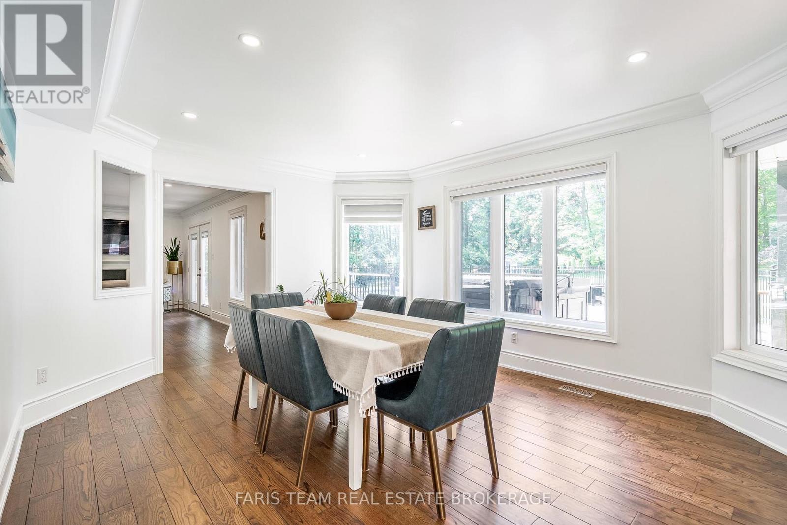 6 Alana Drive, Springwater, ON - Indoor Photo Showing Dining Room