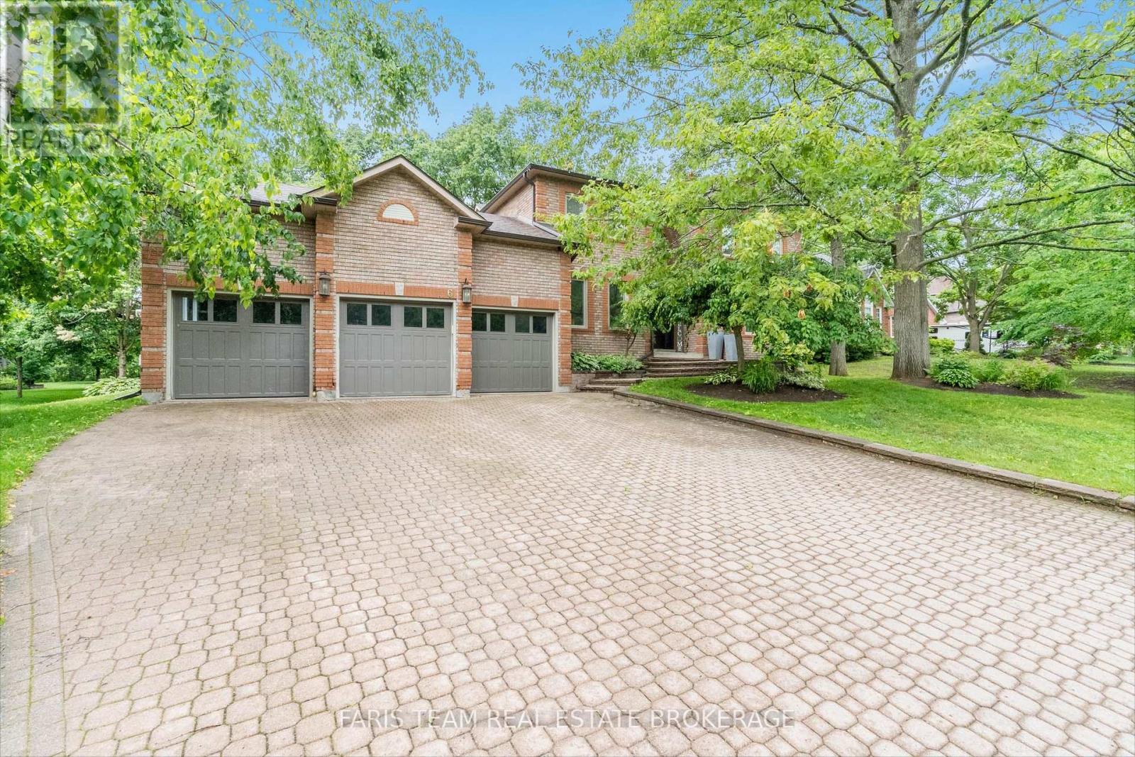 6 Alana Drive, Springwater, ON - Outdoor