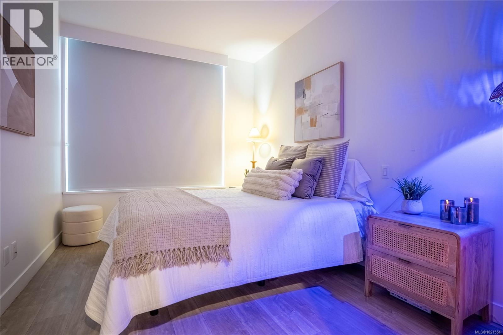 Primary Bedroom - 804 60 Saghalie Rd, Victoria, BC