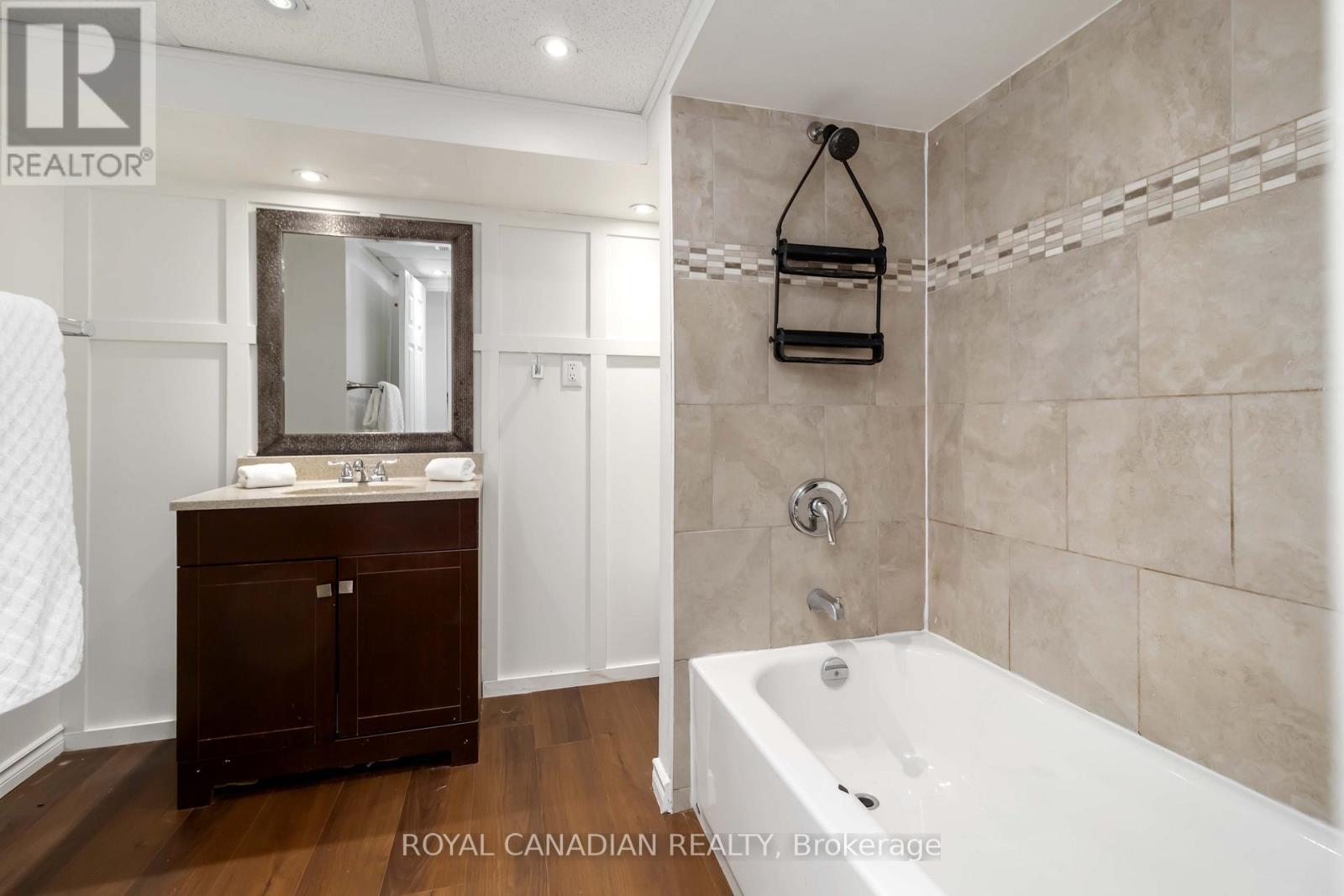 106 - 475 Bramalea Road, Brampton, ON - Indoor Photo Showing Bathroom