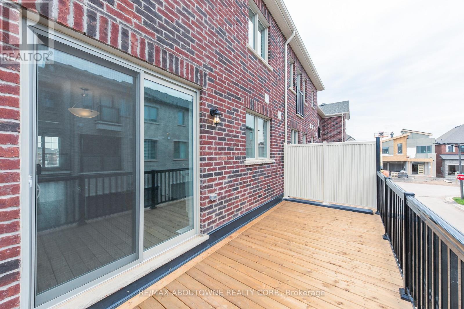 3028 Merrick Road, Oakville, ON