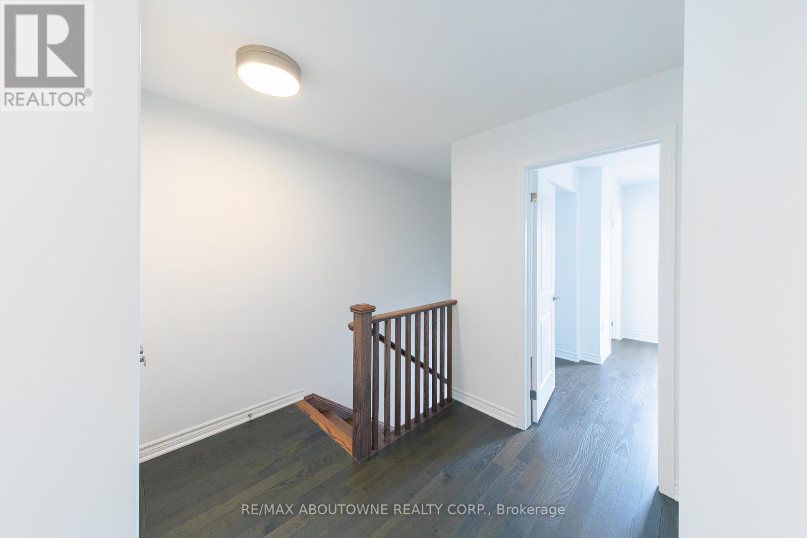 3028 Merrick Road, Oakville, ON