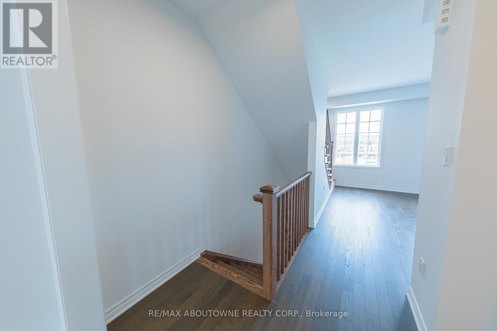 3028 Merrick Road, Oakville, ON