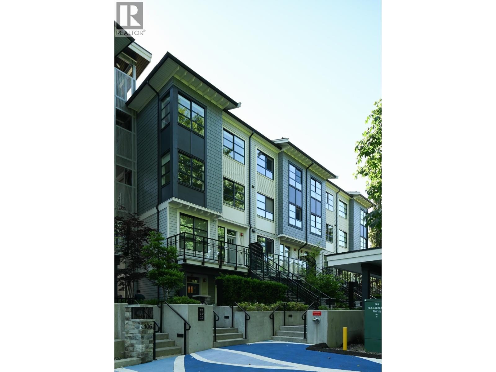 210 2045 Heritage Park Lane, North Vancouver, BC - Outdoor