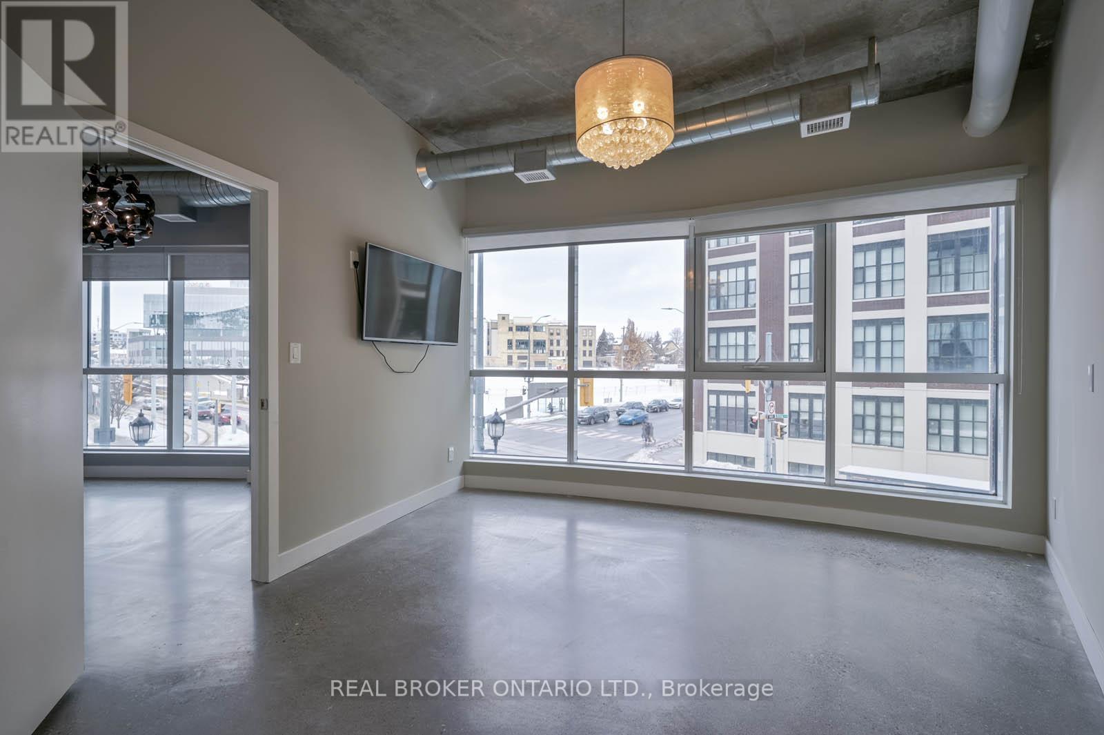 203 - 1 Victoria Street S, Kitchener, ON - Indoor Photo Showing Other Room