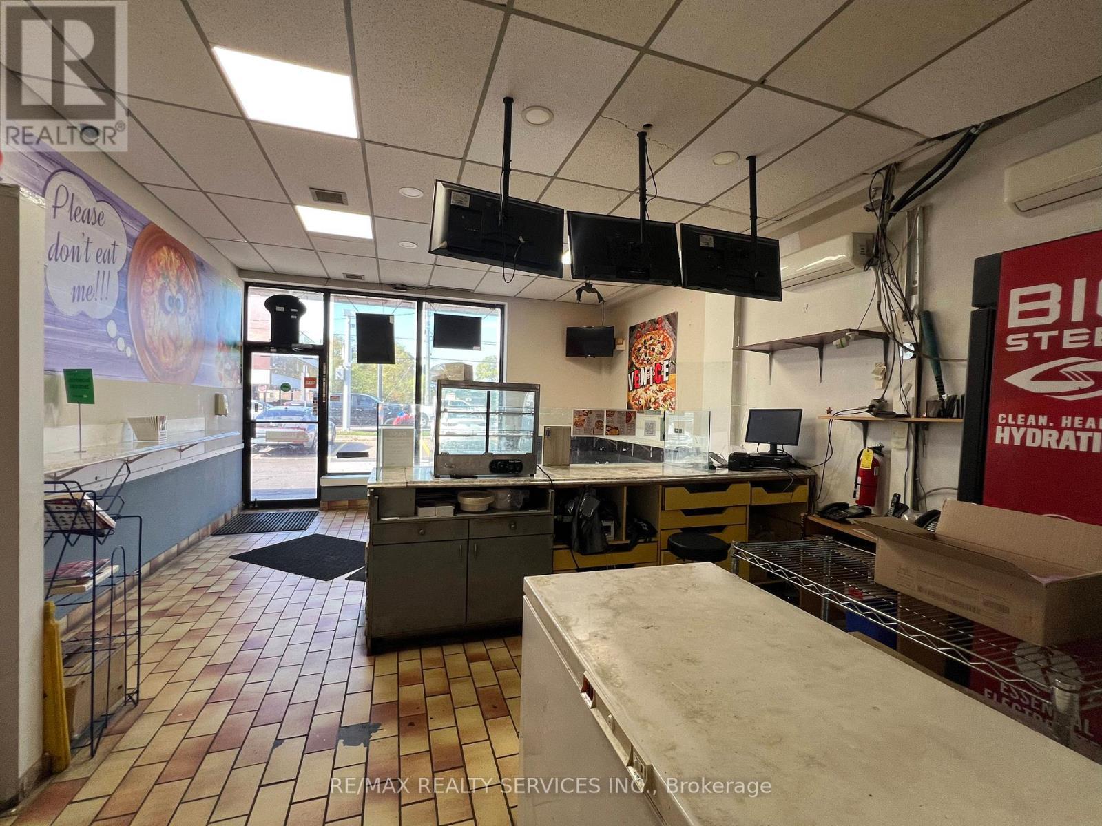 243 Wharncliffe Road N, London North, ON