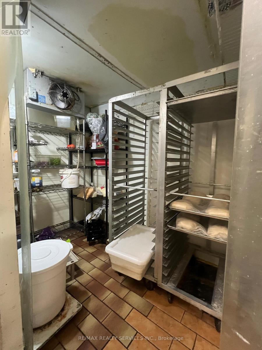 243 Wharncliffe Road N, London North, ON